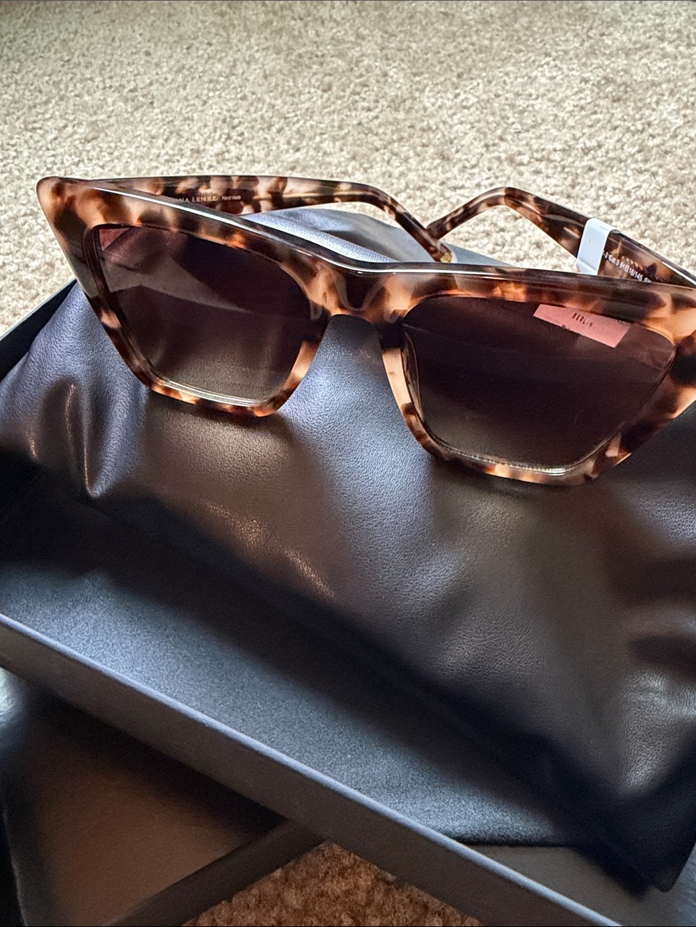 Tortoise Cat-Eye Sunglasses - Brown Gradient Lenses